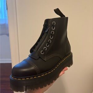 Dr Martens Sinclair Platform Boots
